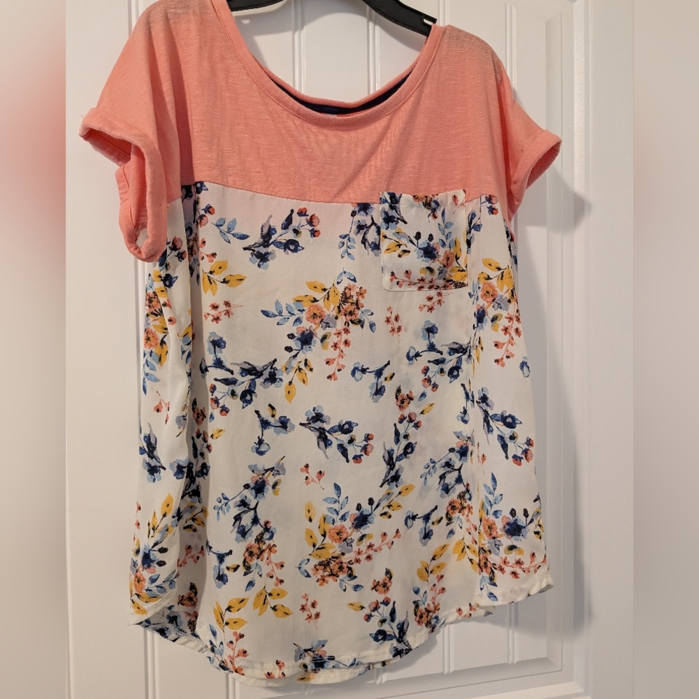Floral Pink and White Women's Top